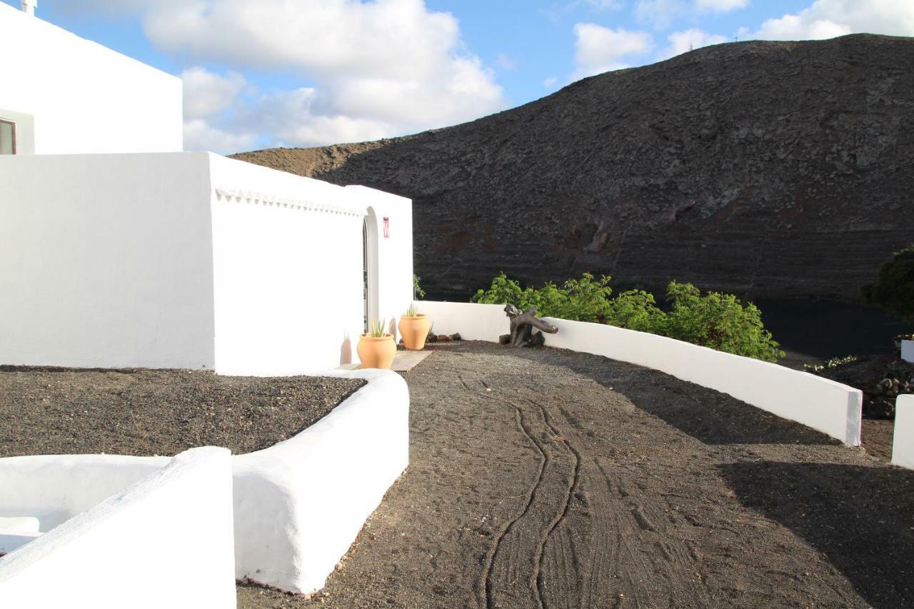 Casa Caldera Guiguan Villa Tinajo Eksteriør bilde