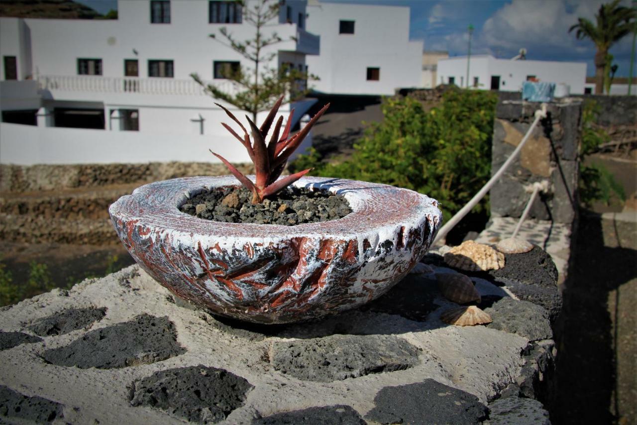 Casa Caldera Guiguan Villa Tinajo Eksteriør bilde